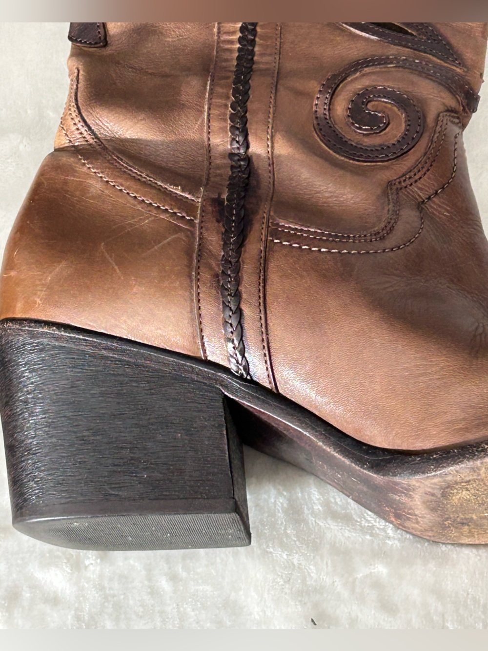 Carlos Santana Slinger Brown Leather Die Cut Western Heeled Boots Pullon Size 9 - Picture 6 of 16